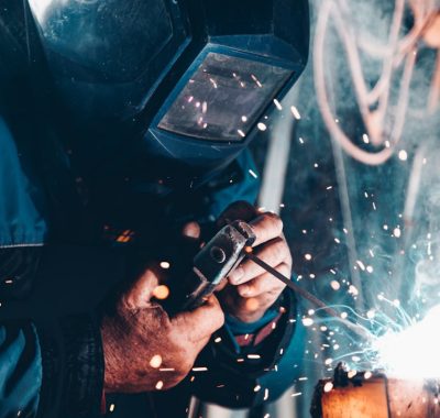 photo-1504328345606-18bbc8c9d7d1